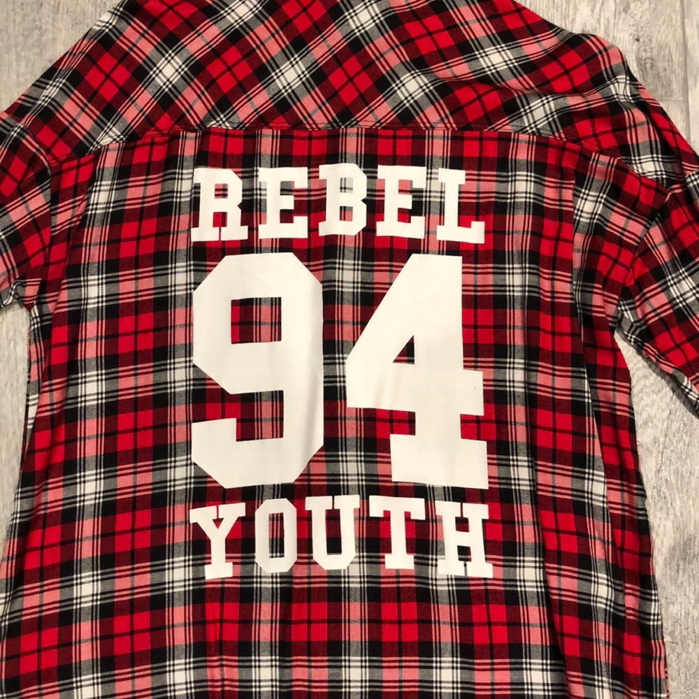 H&M Flannel - Picture 5 of 7